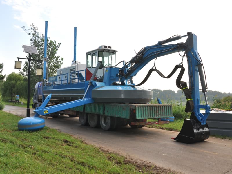 Самоходный амфибийный многофункциональный земснаряд (500 м³/ч) для мелководья