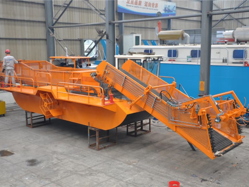 Автоматическая система очистки воды / Судно для сбора водных сорняков / Лодка-скиммер для мусора