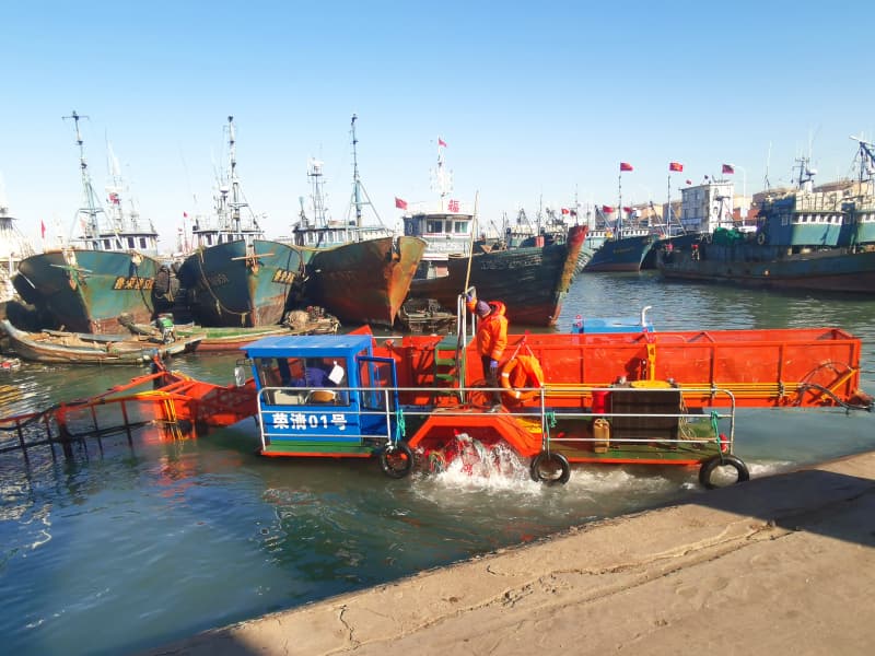 Автоматическая система очистки воды / Судно для сбора водных сорняков / Лодка-скиммер для мусора